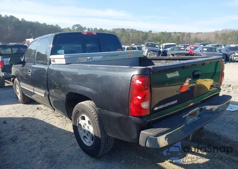2003 Chevrolet Silverado 1500 Ls z USA, uszkodzony, nr VIN 2GCEC19V631274894